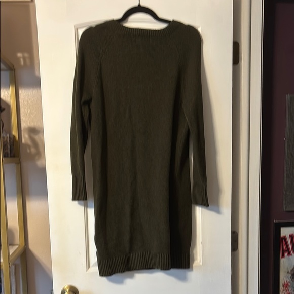 Old Navy Green V-Neck Sweater - Picture 5 of 5